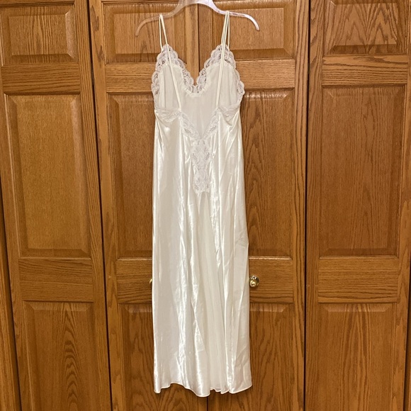 Victoria Secret Women’s S Gold Label Bridal Wedding Peignoir 2 piece Set 1990’s - Picture 10 of 15